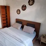 The 16Th Century 2Br Apartment In The City Center